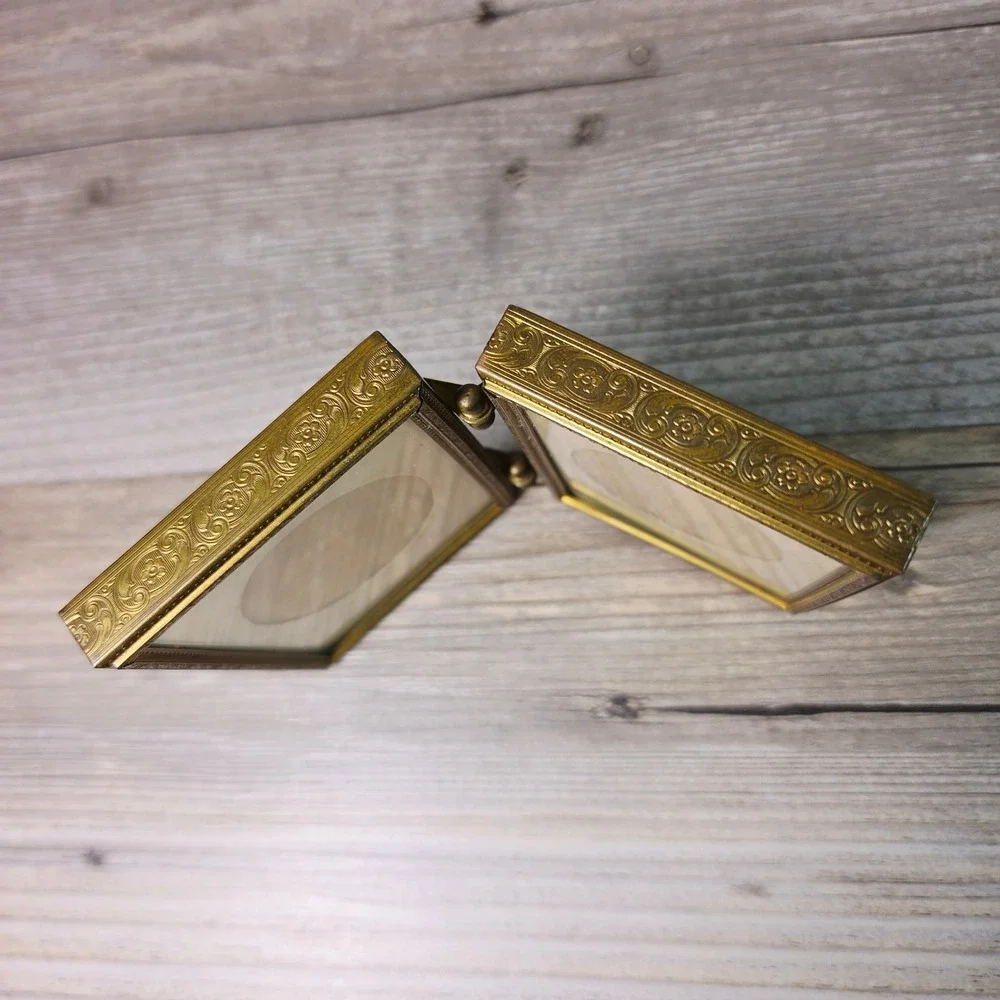 Vintage Mini Hinged Brass Double Picture Frame Bi Fold Oval Photo Desktop